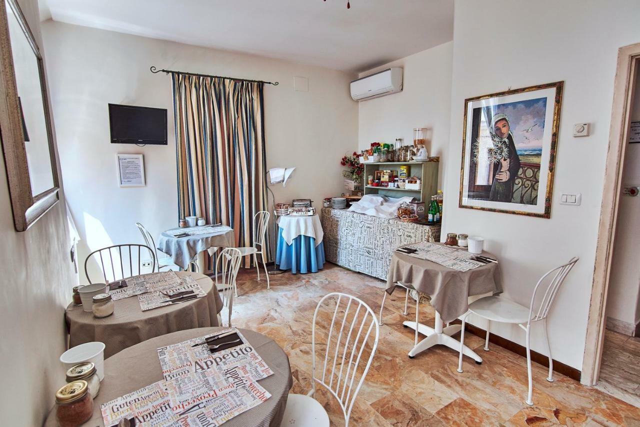 B&B Del Castello San Benedetto del Tronto Exterior photo